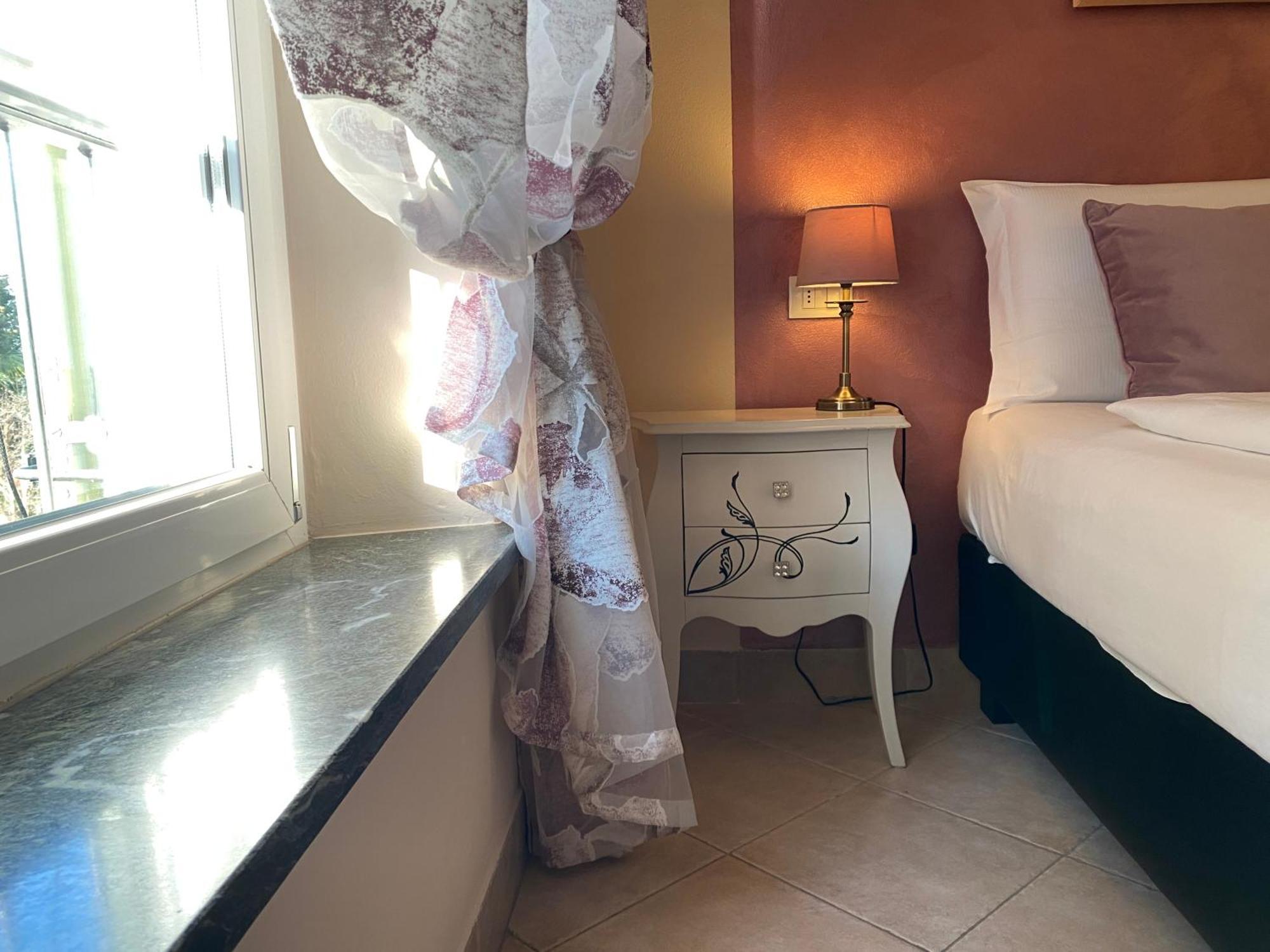 Bed and Breakfast Betty'S House Lazise Exterior foto